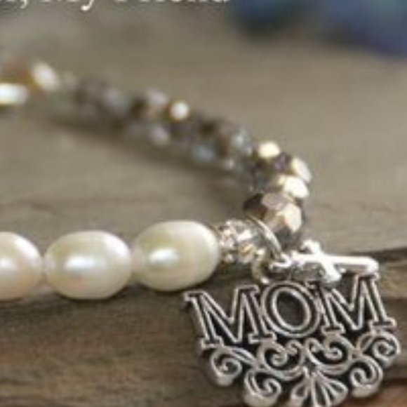 Mom Bracelet, Pearl and Crystal - NEW - Picture 2 of 2